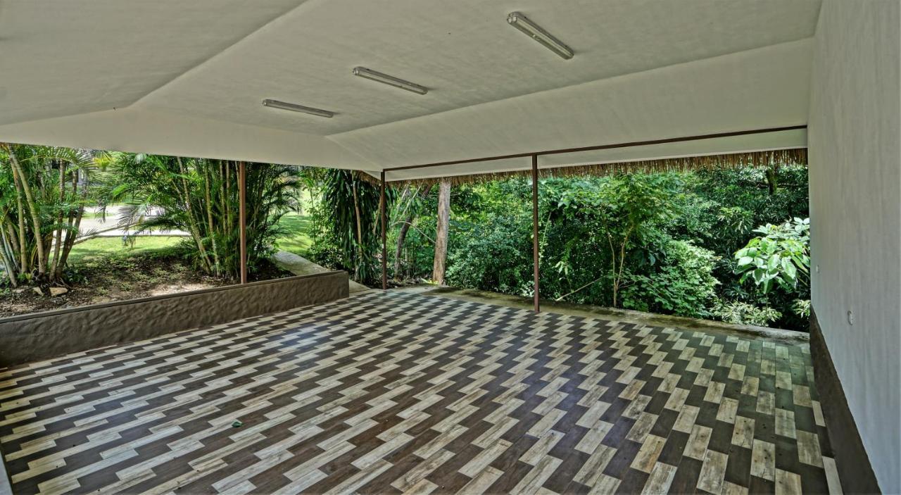 Nammbu Beach Front Bungalows Самара Экстерьер фото
