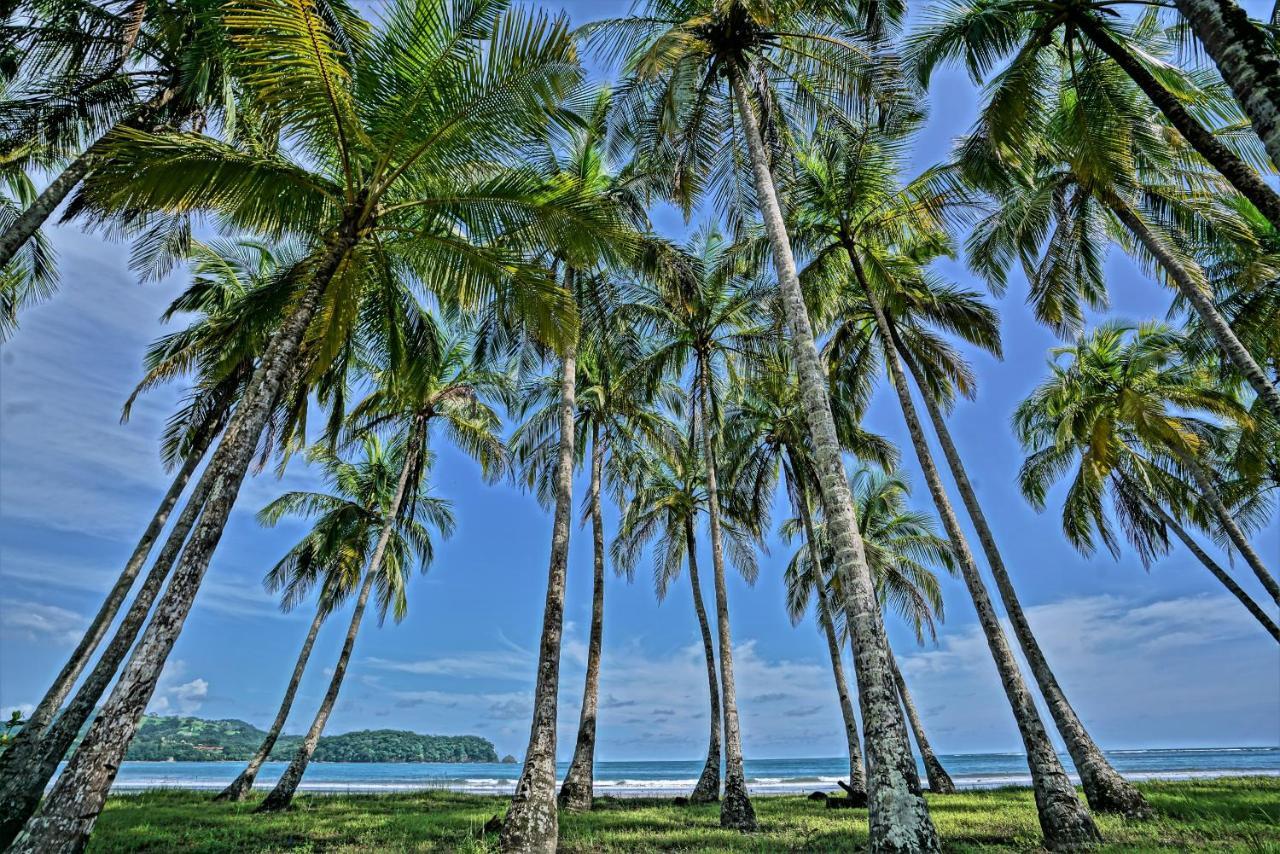 Nammbu Beach Front Bungalows Самара Экстерьер фото